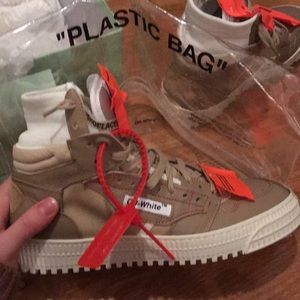 Off-White off-court 3.0 sz 39